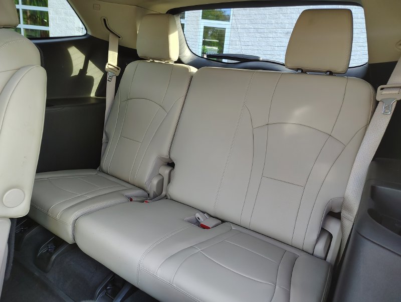 Used 2021 Buick Enclave Essence w/ Sound and Sites Package FWD image 21