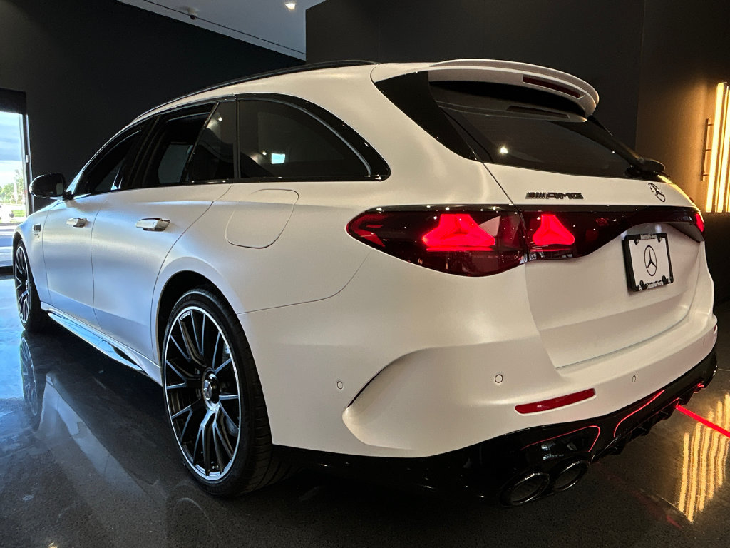 New 2027 Mercedes-Benz E 53 AMG e 4MATIC Wagon image 5