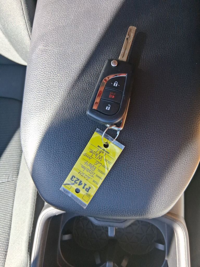 Used 2024 Toyota RAV4 LE image 27