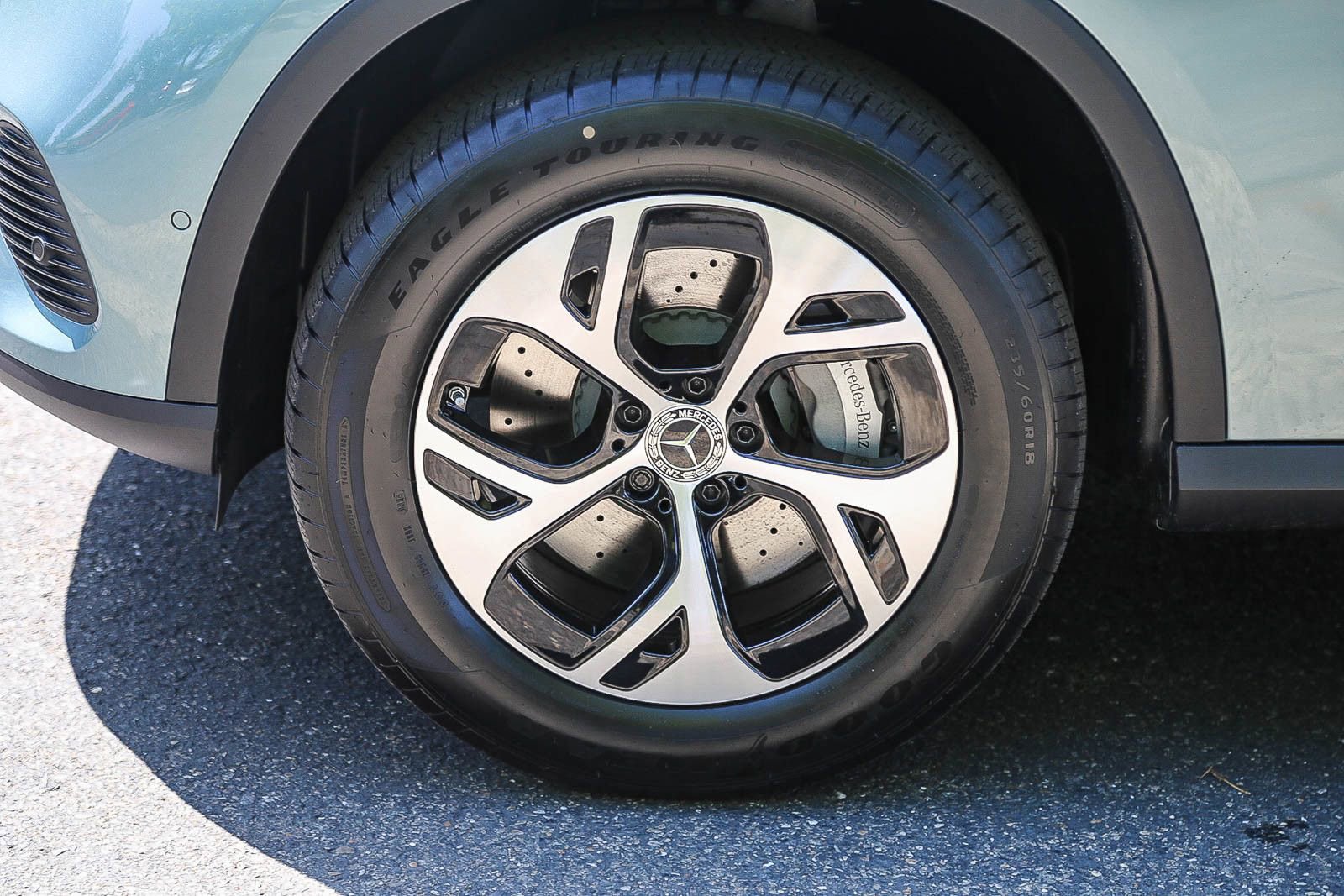 New 2026 Mercedes-Benz GLC 350e 4MATIC image 9