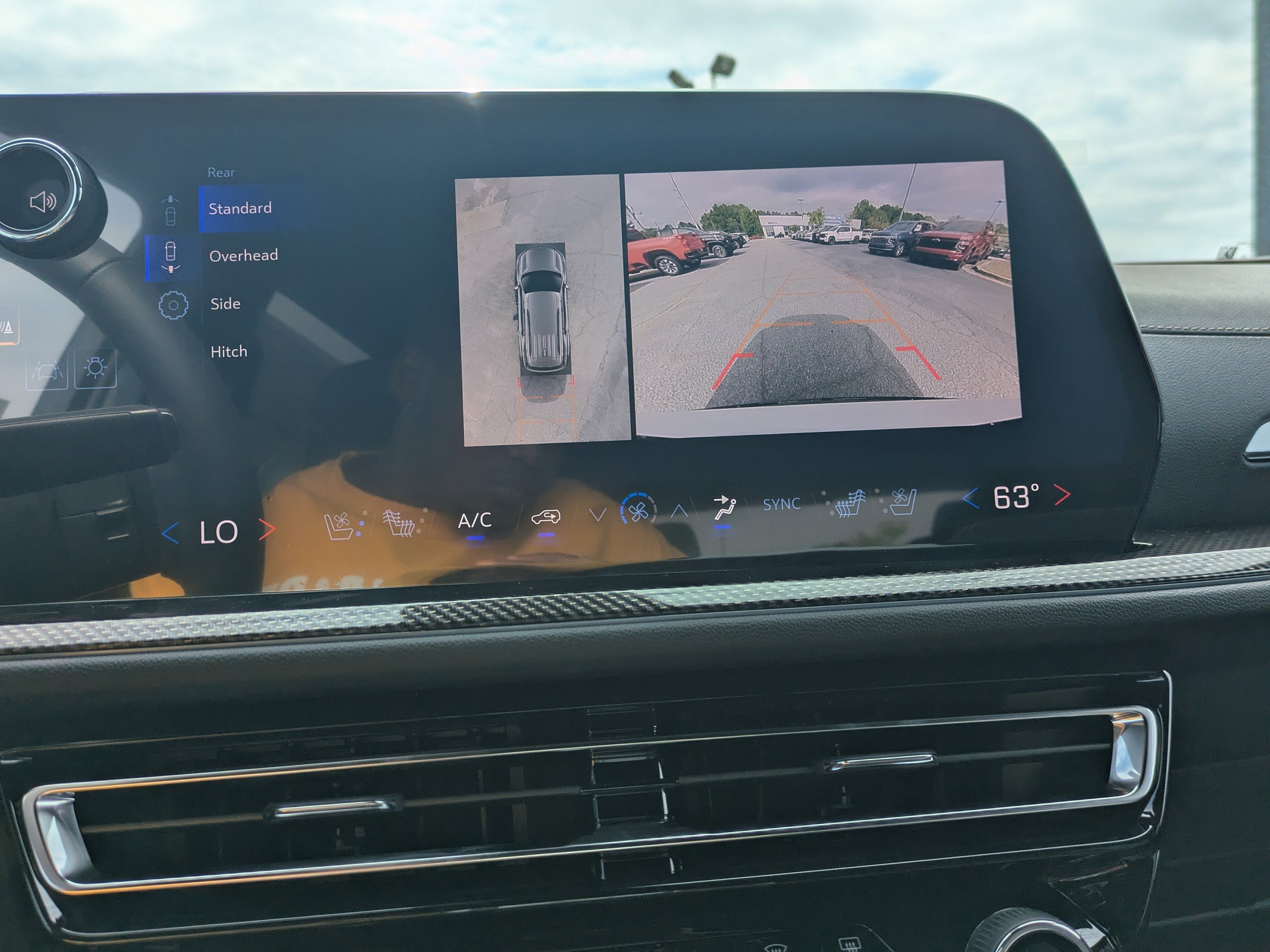 New 2026 Chevrolet Traverse High Country image 23