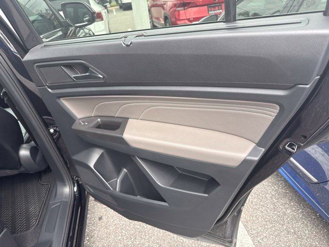 Used 2022 Volkswagen Atlas SE FWD image 16