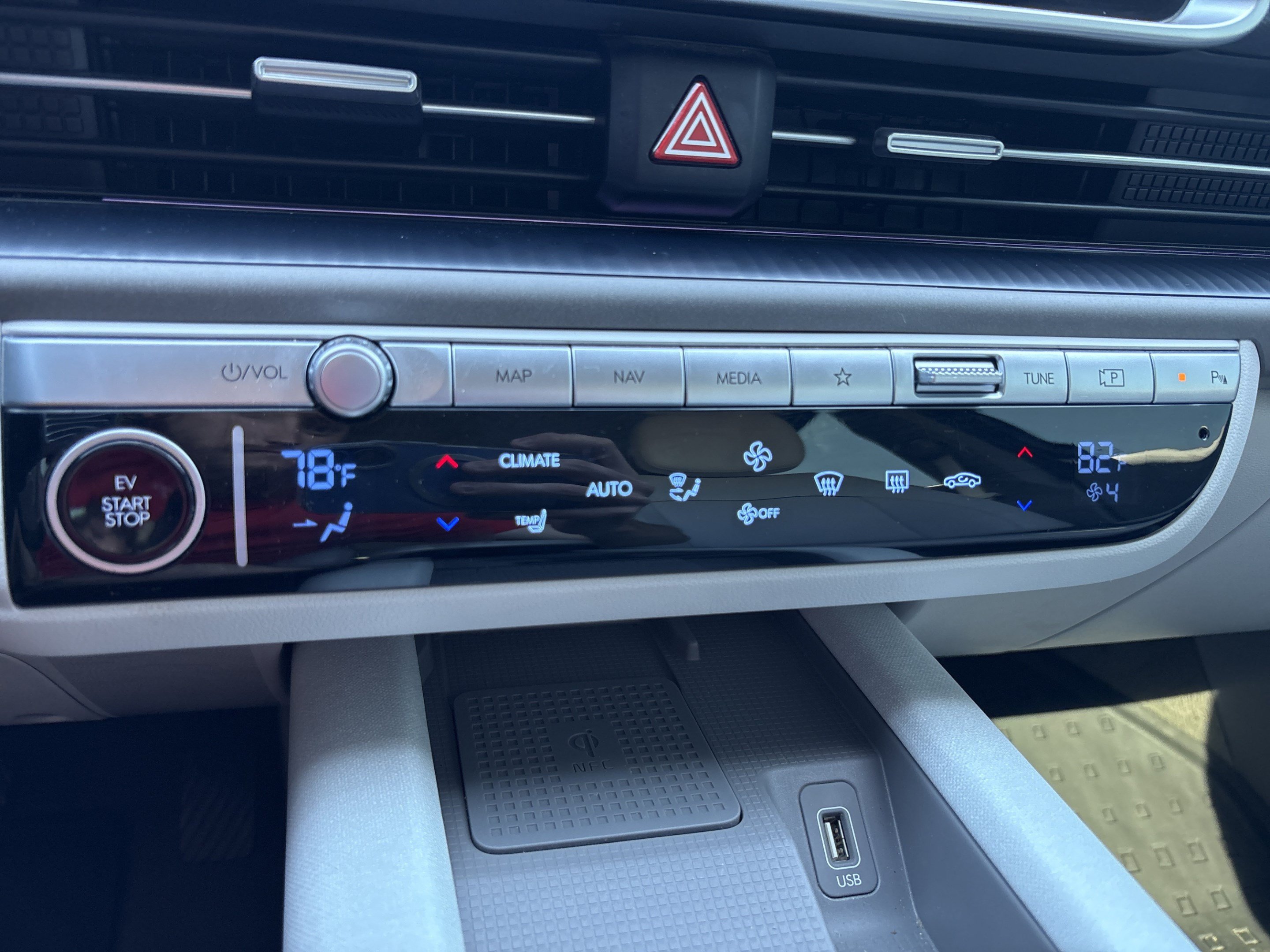 Used 2023 Hyundai Ioniq 6 SEL RWD image 5