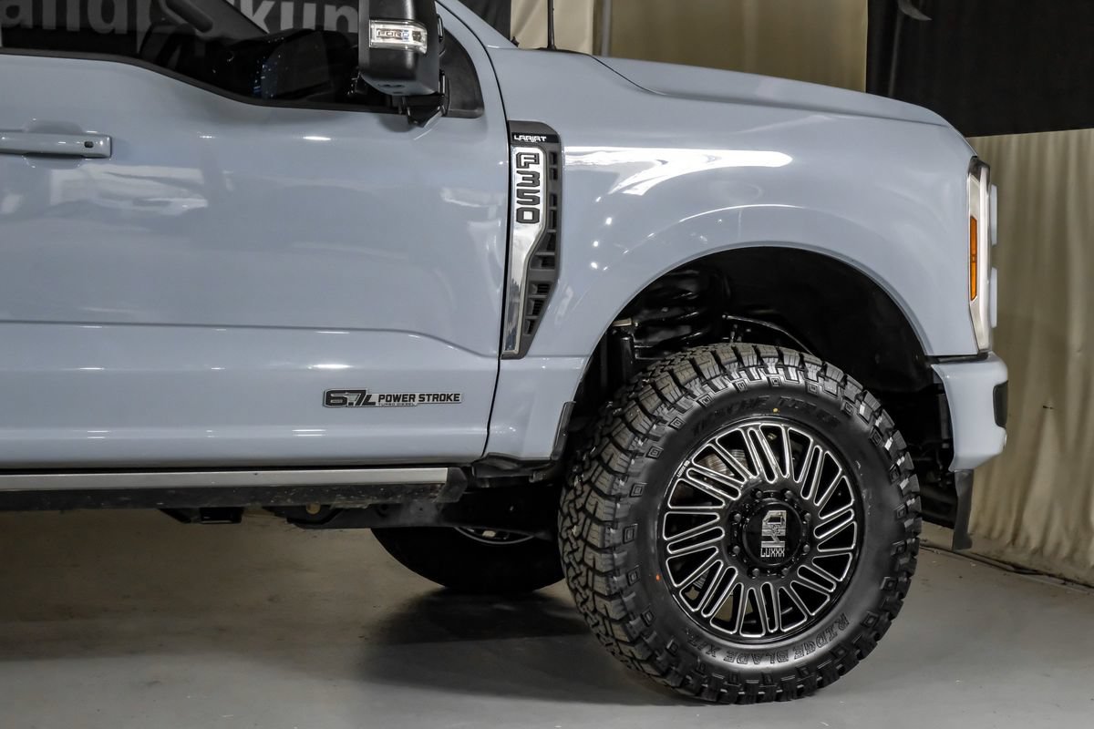 Used 2024 Ford F350 Lariat w/ Lariat Ultimate Package AWD/4WD image 8