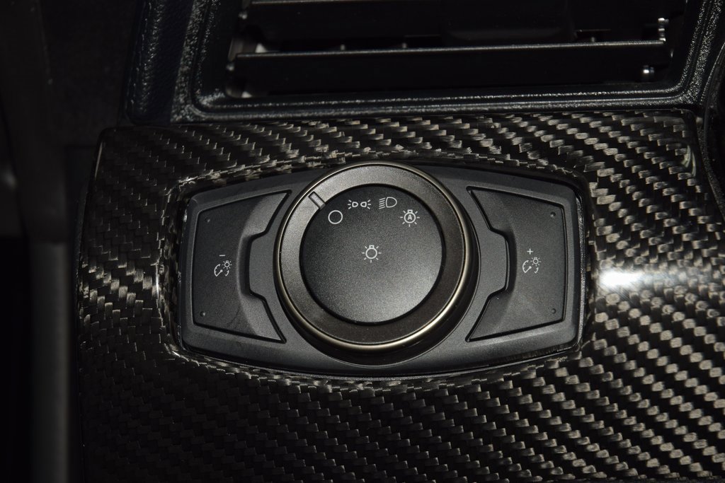 Used 2022 Ford Mustang Shelby GT500 w/ Technology Package image 39