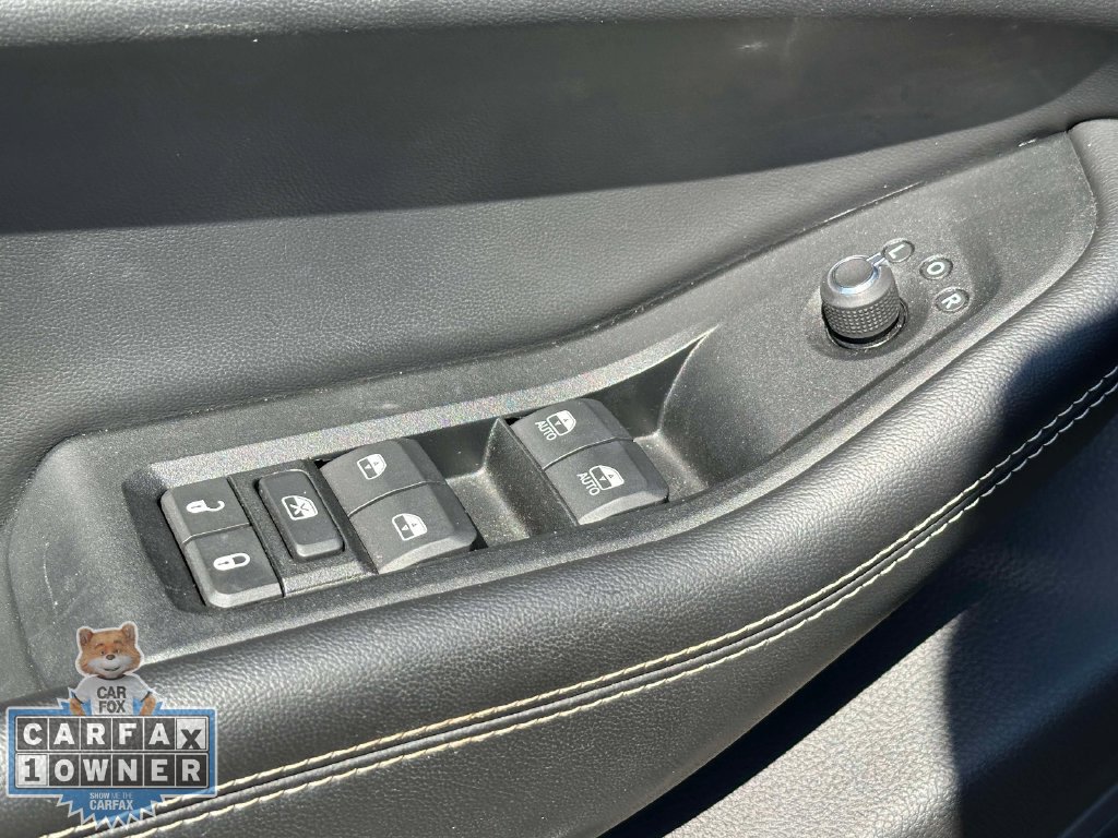 Used 2023 Jeep Grand Cherokee L Laredo AWD/4WD image 20