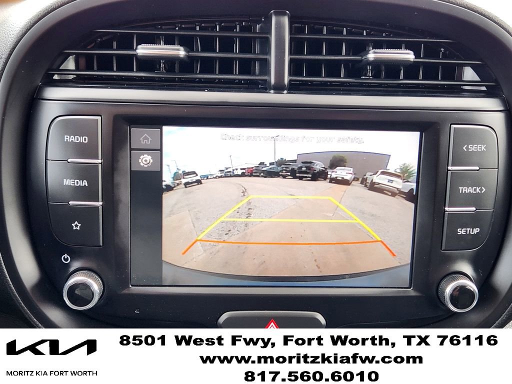 Certified 2023 Kia Soul LX w/ LX Technology Package FWD image 16