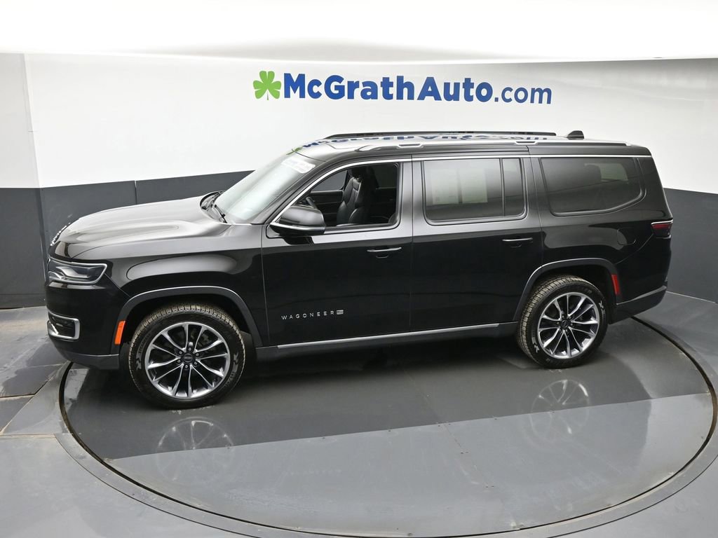 Used 2022 Jeep Wagoneer Series III w/ Premium Group I image 18