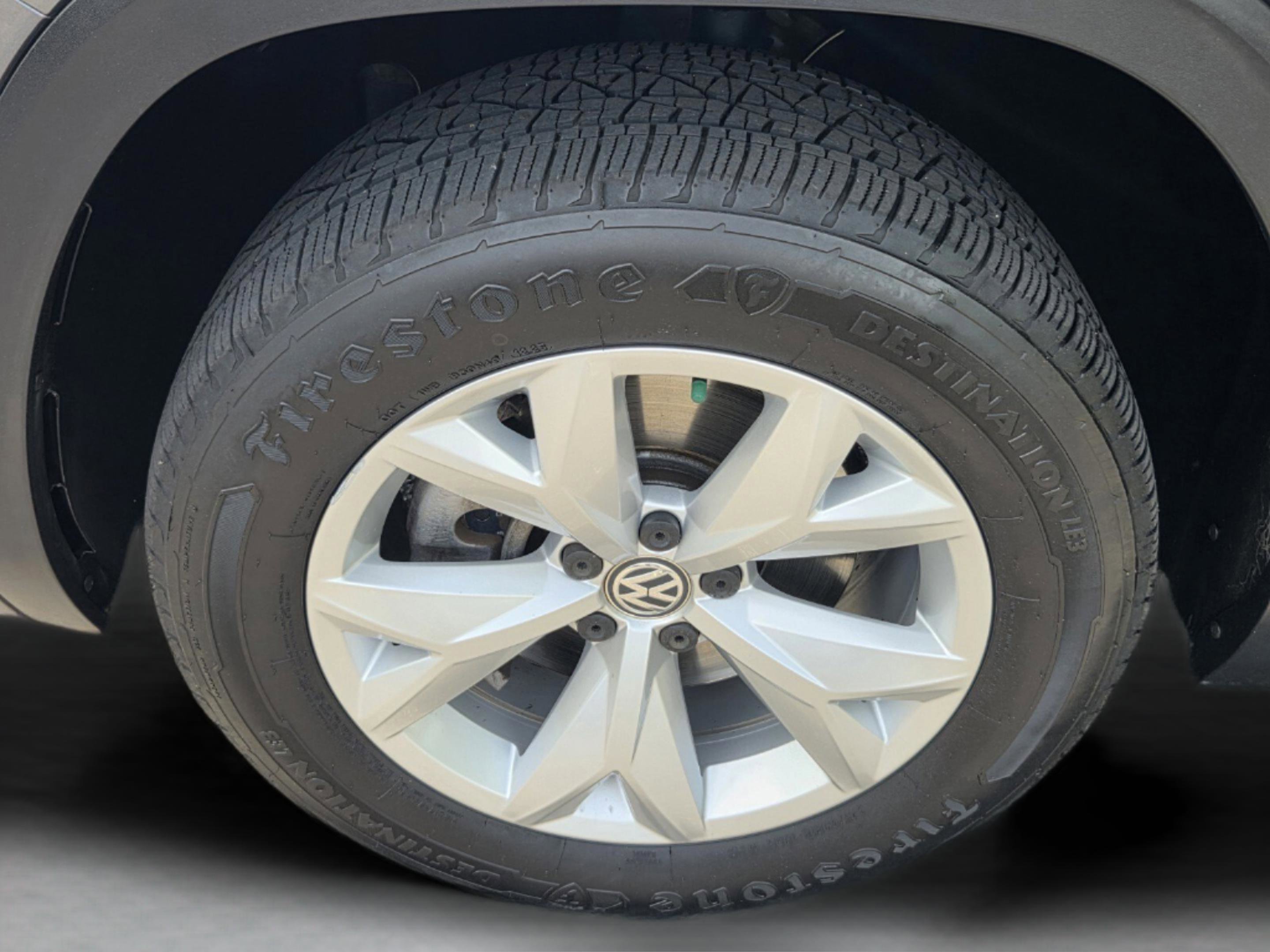 Used 2019 Volkswagen Atlas SE image 31