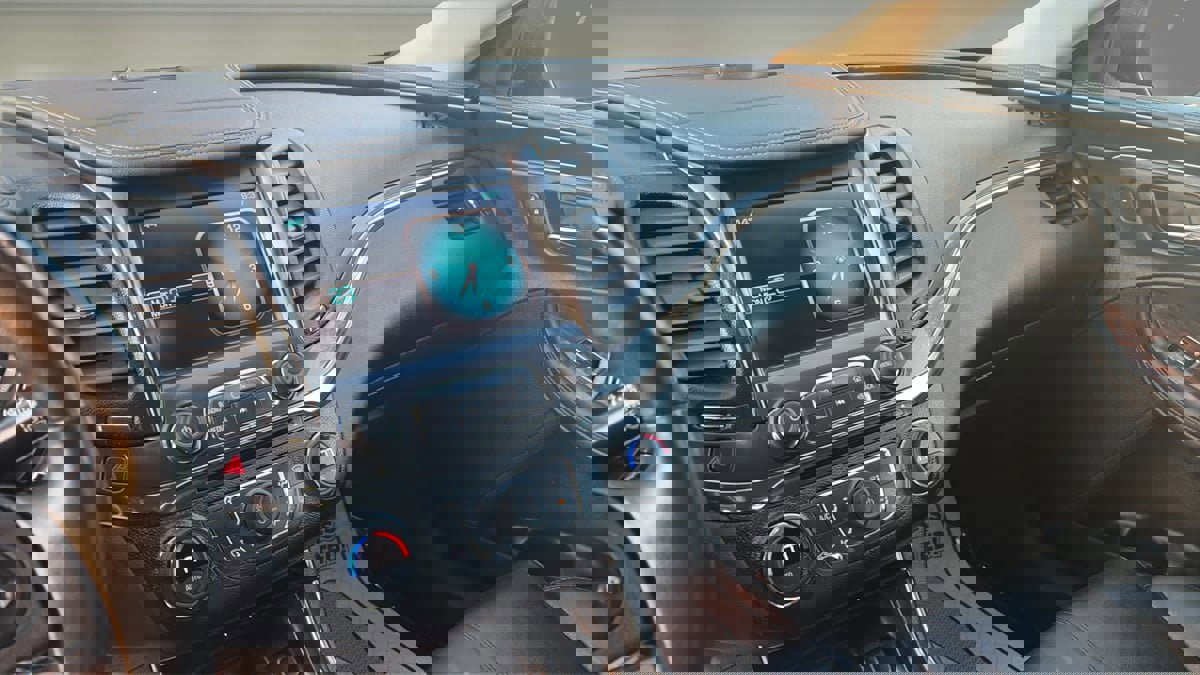 Used 2014 Chevrolet Impala LT w/ Convenience Package image 11