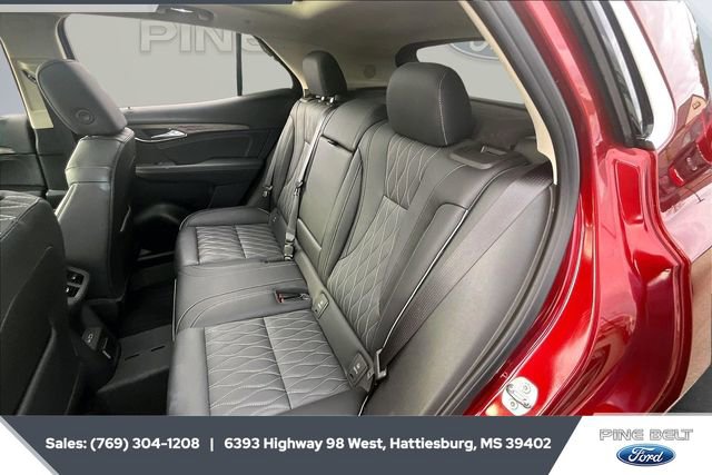 Used 2023 Buick Envision Avenir image 19