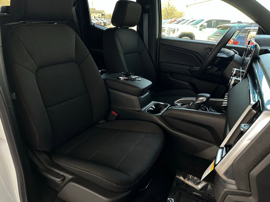 New 2026 GMC Canyon Elevation image 16