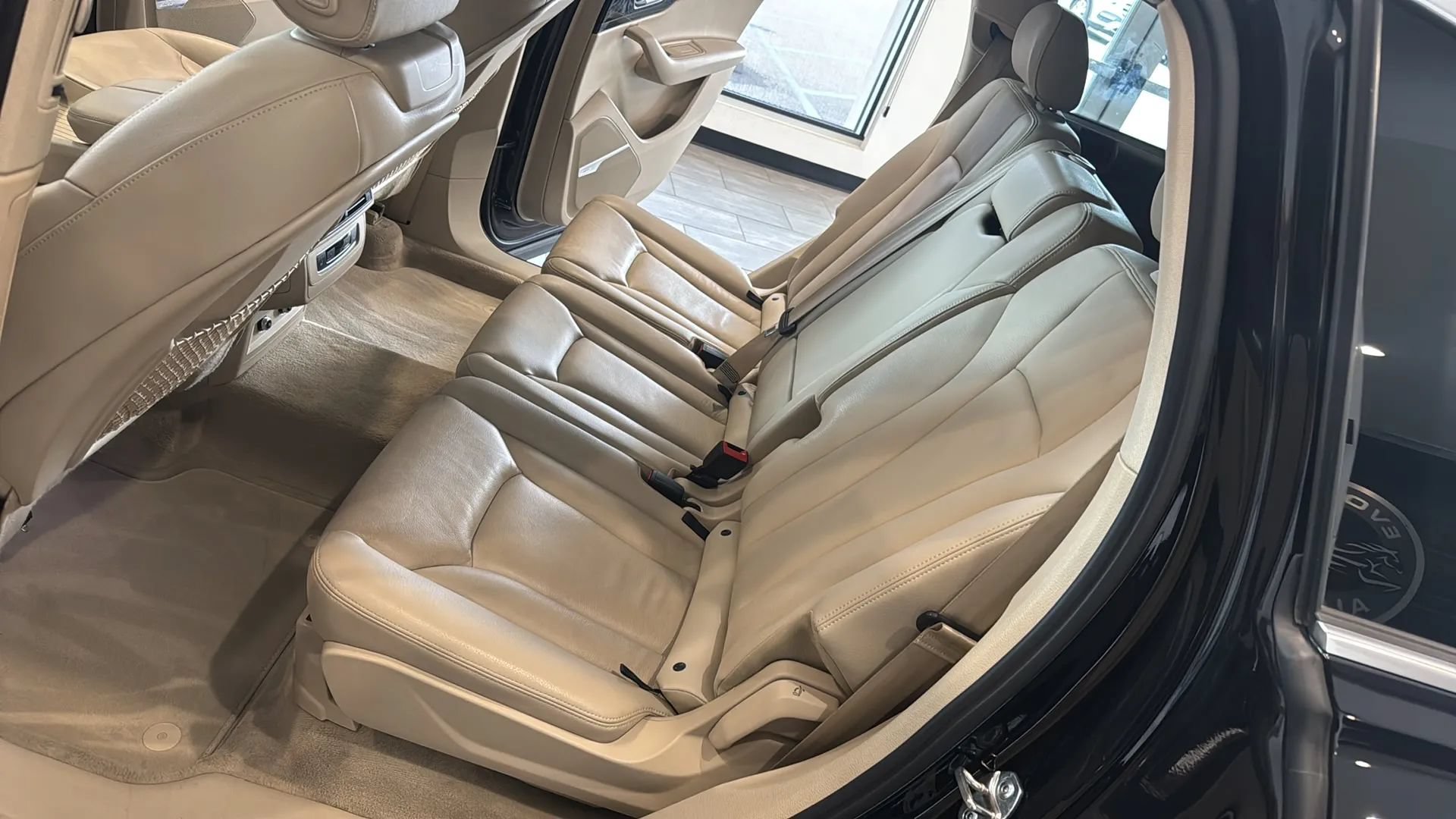 Used 2018 Audi Q7 3.0T Premium Plus AWD/4WD image 27