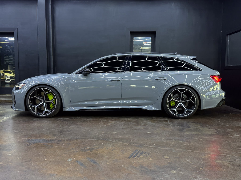 Used 2022 Audi RS 6 AWD/4WD image 5
