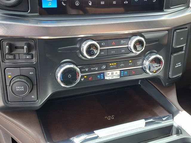 Used 2025 Ford F450 King Ranch w/ FX4 Off-Road Package AWD/4WD image 12