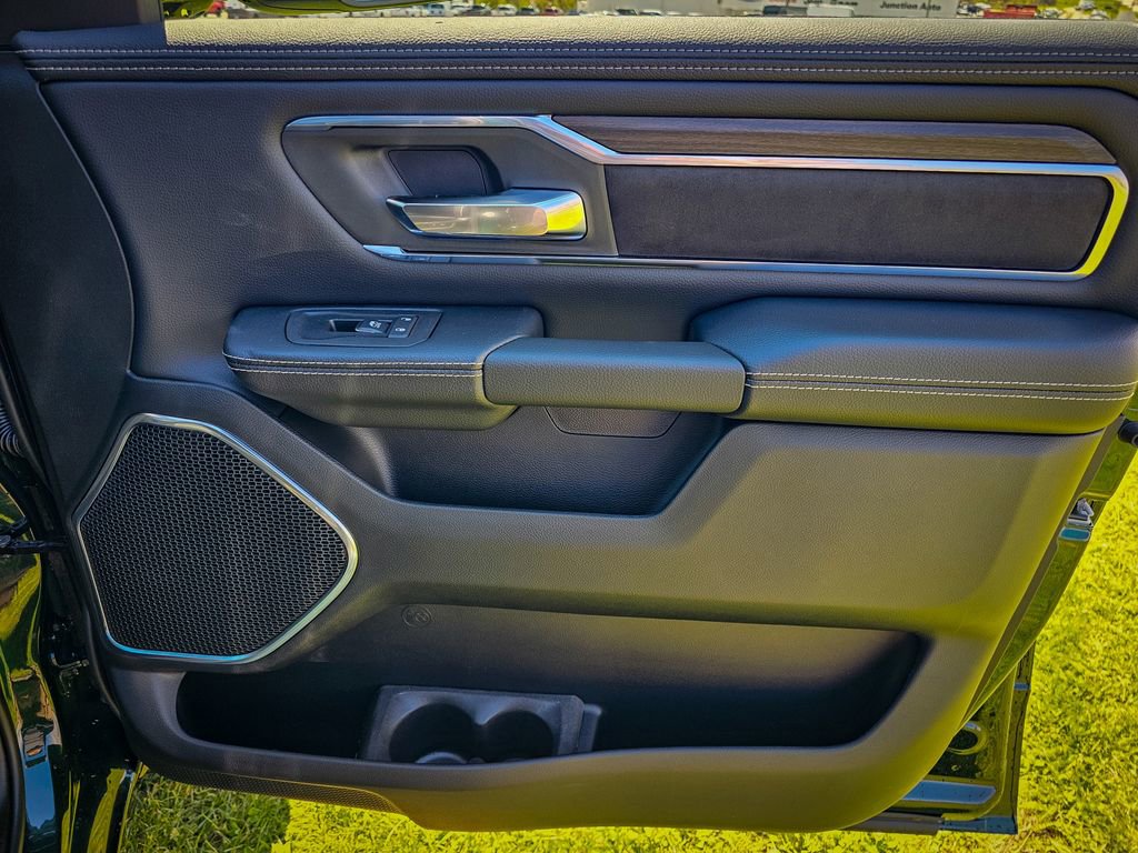 New 2026 RAM 1500 Laramie AWD/4WD image 45
