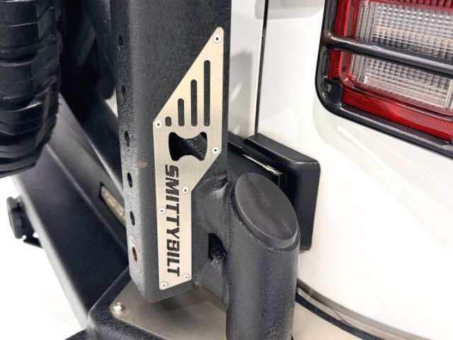 Used 2016 Jeep Wrangler Unlimited Sport w/ Connectivity Group image 12