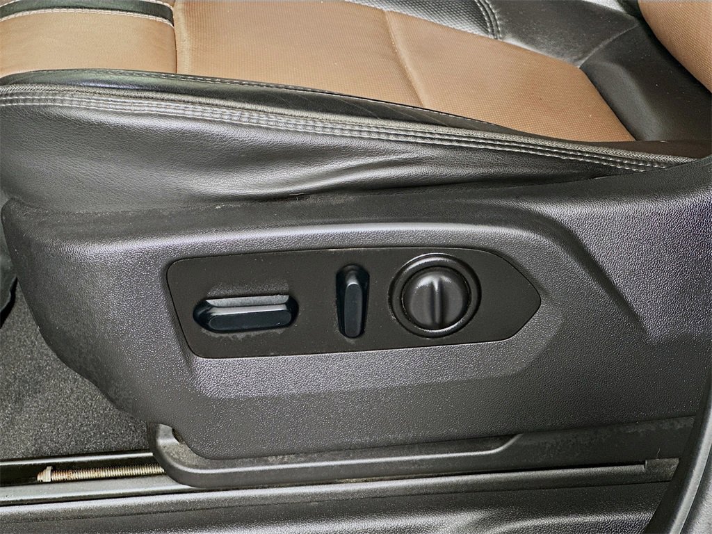 Used 2021 Chevrolet Silverado 2500 High Country image 23