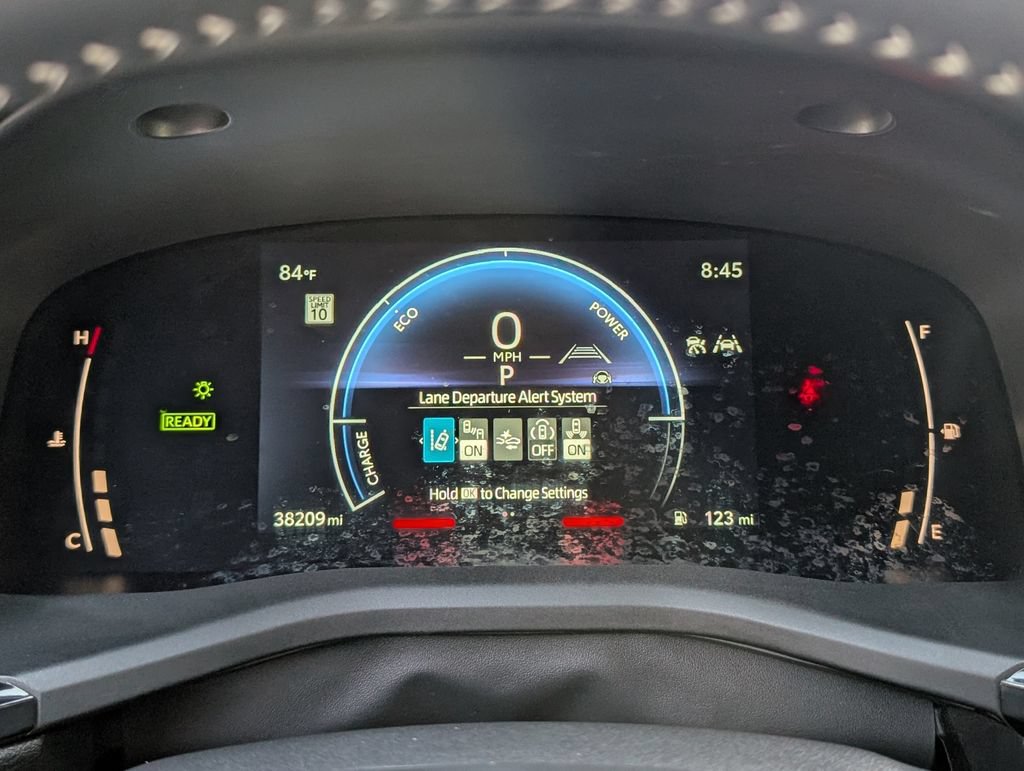 Used 2025 Toyota Camry SE FWD image 11