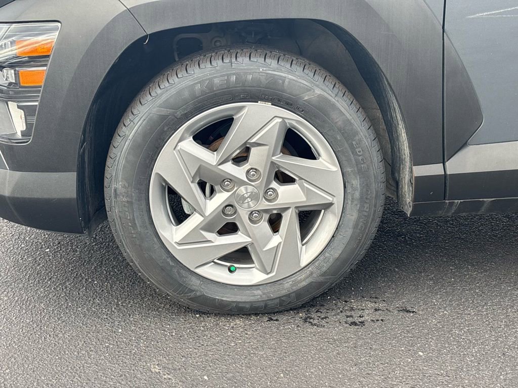 Used 2024 Hyundai Kona SE image 10