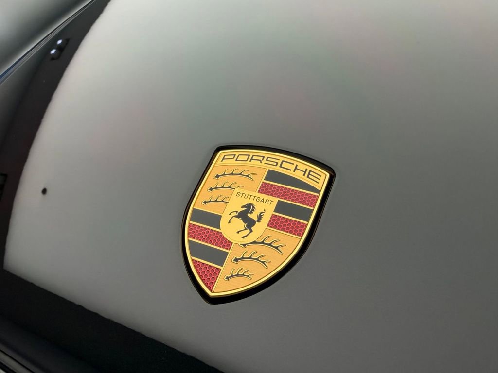 New 2026 Porsche Cayenne Coupe AWD/4WD image 21