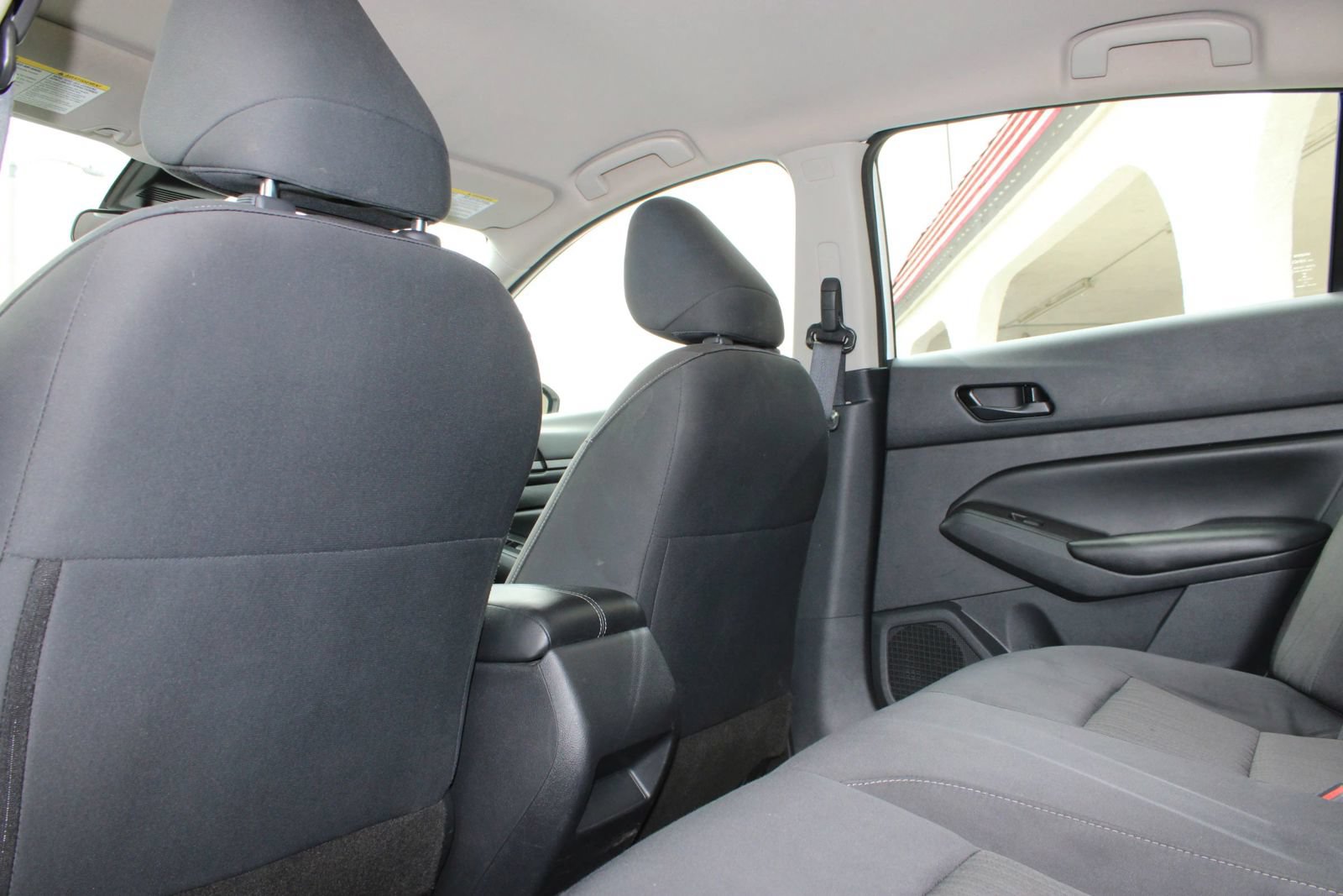 Used 2024 Nissan Altima 2.5 S FWD image 12