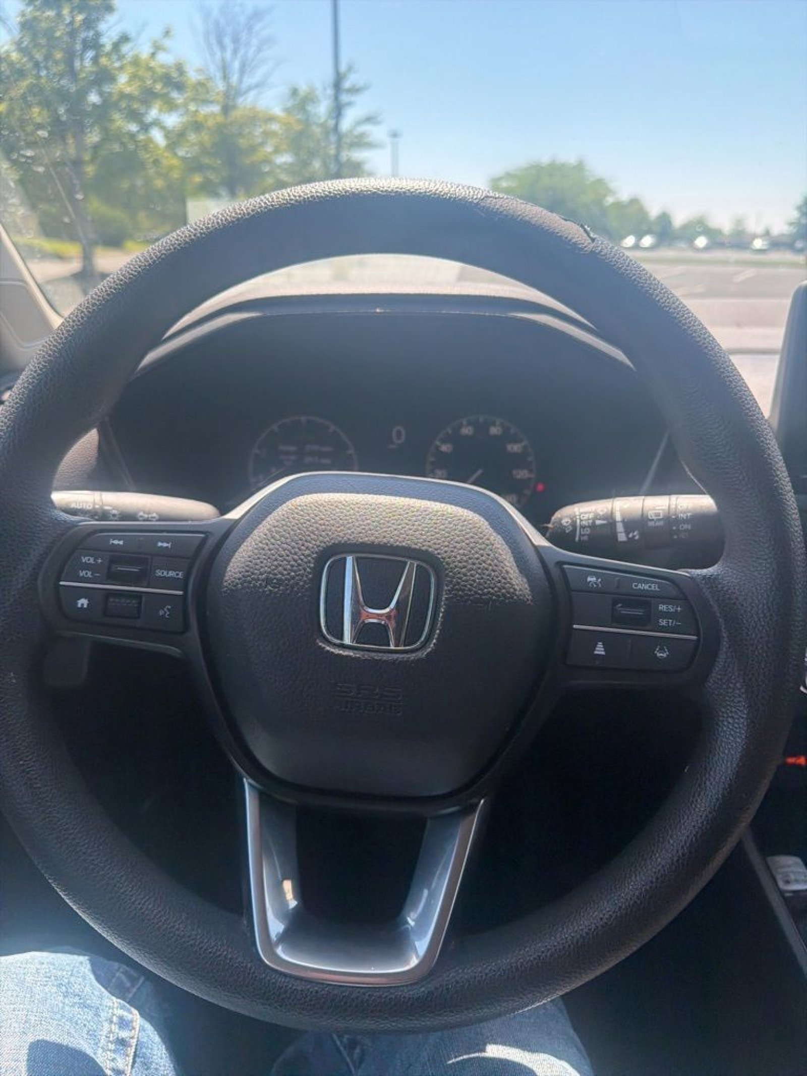 Used 2023 Honda CR-V EX image 16