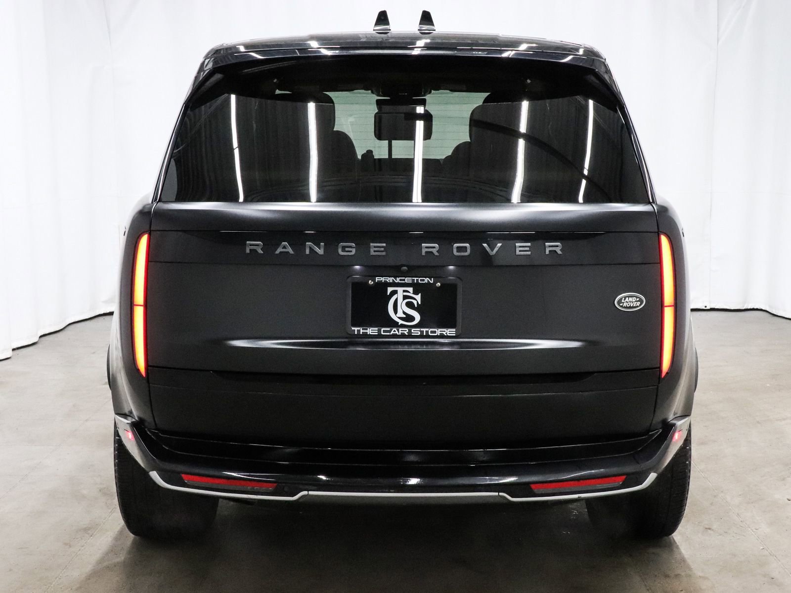 Used 2023 Land Rover Range Rover SE image 5