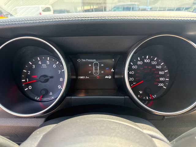 Used 2019 Ford Mustang Shelby GT350 w/ Technology Package RWD image 20