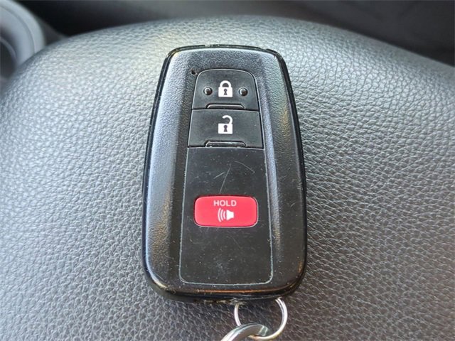 Used 2024 Toyota RAV4 XLE image 28