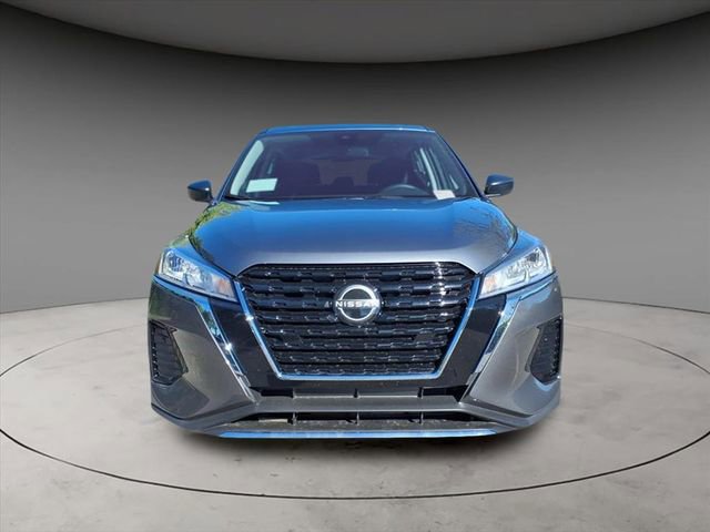 New 2025 Nissan Kicks Play S FWD image 11