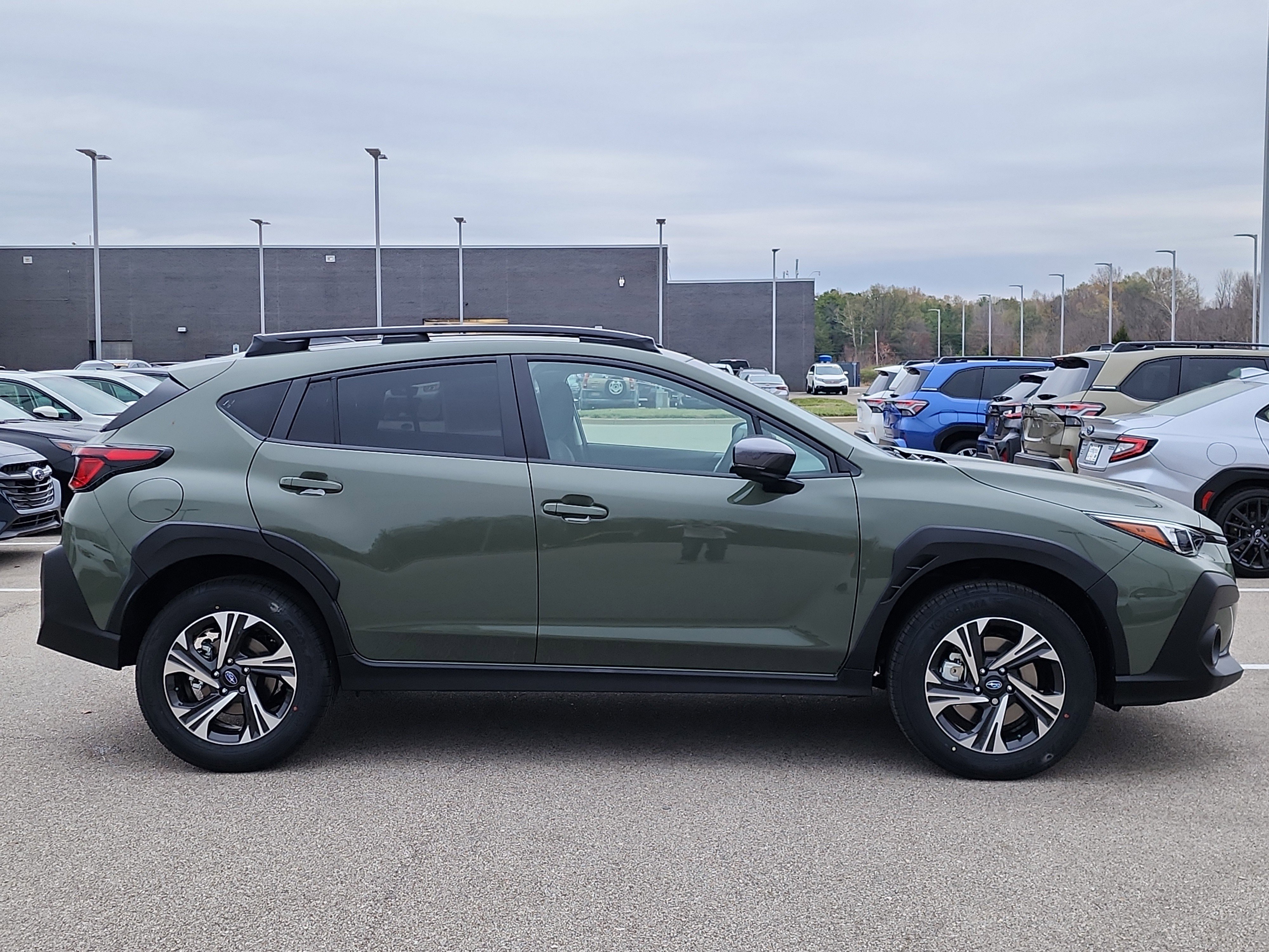 New 2026 Subaru Crosstrek 2.0i Premium image 2