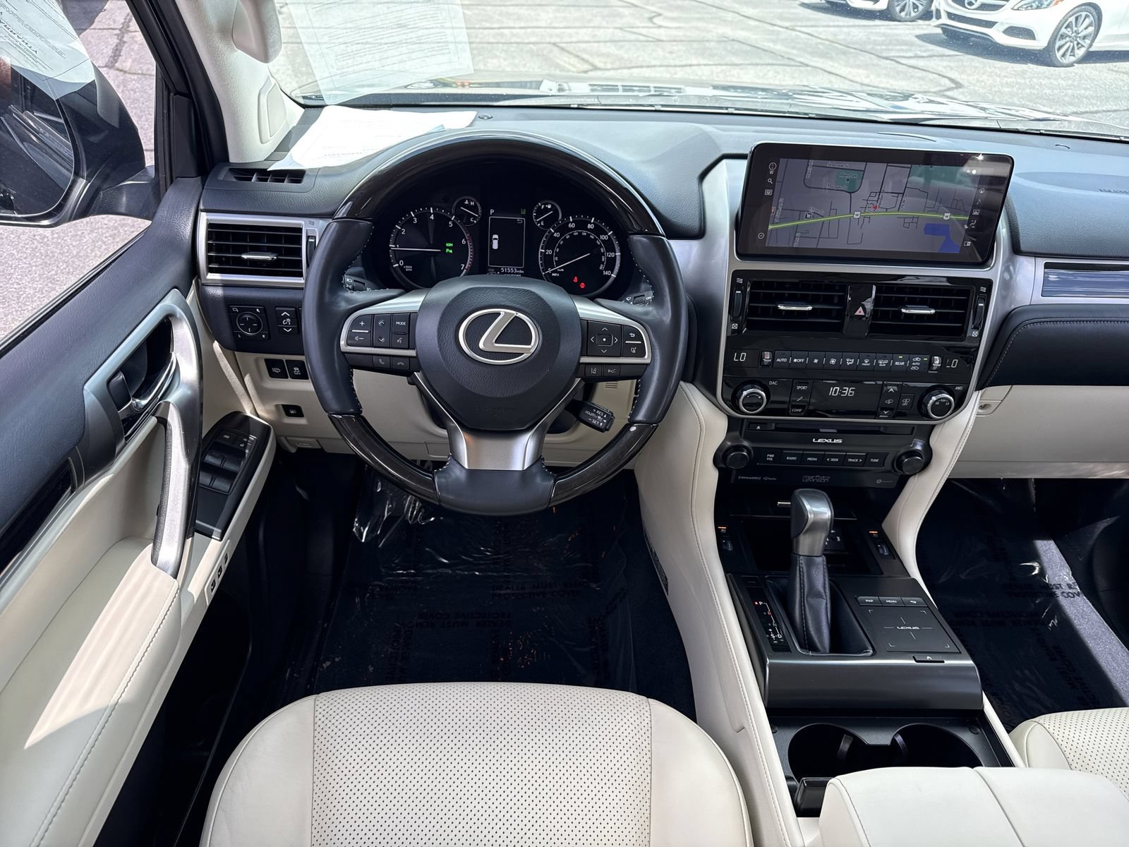 Used 2023 Lexus GX 460 Luxury w/ Sport Design Package AWD/4WD image 13