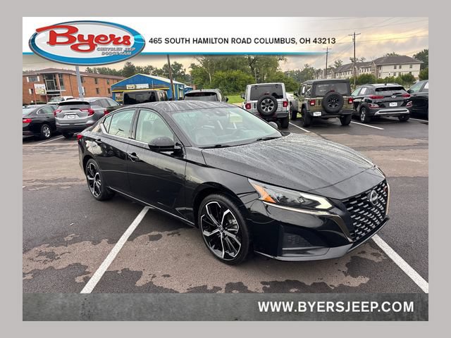 Used 2024 Nissan Altima 2.5 SR