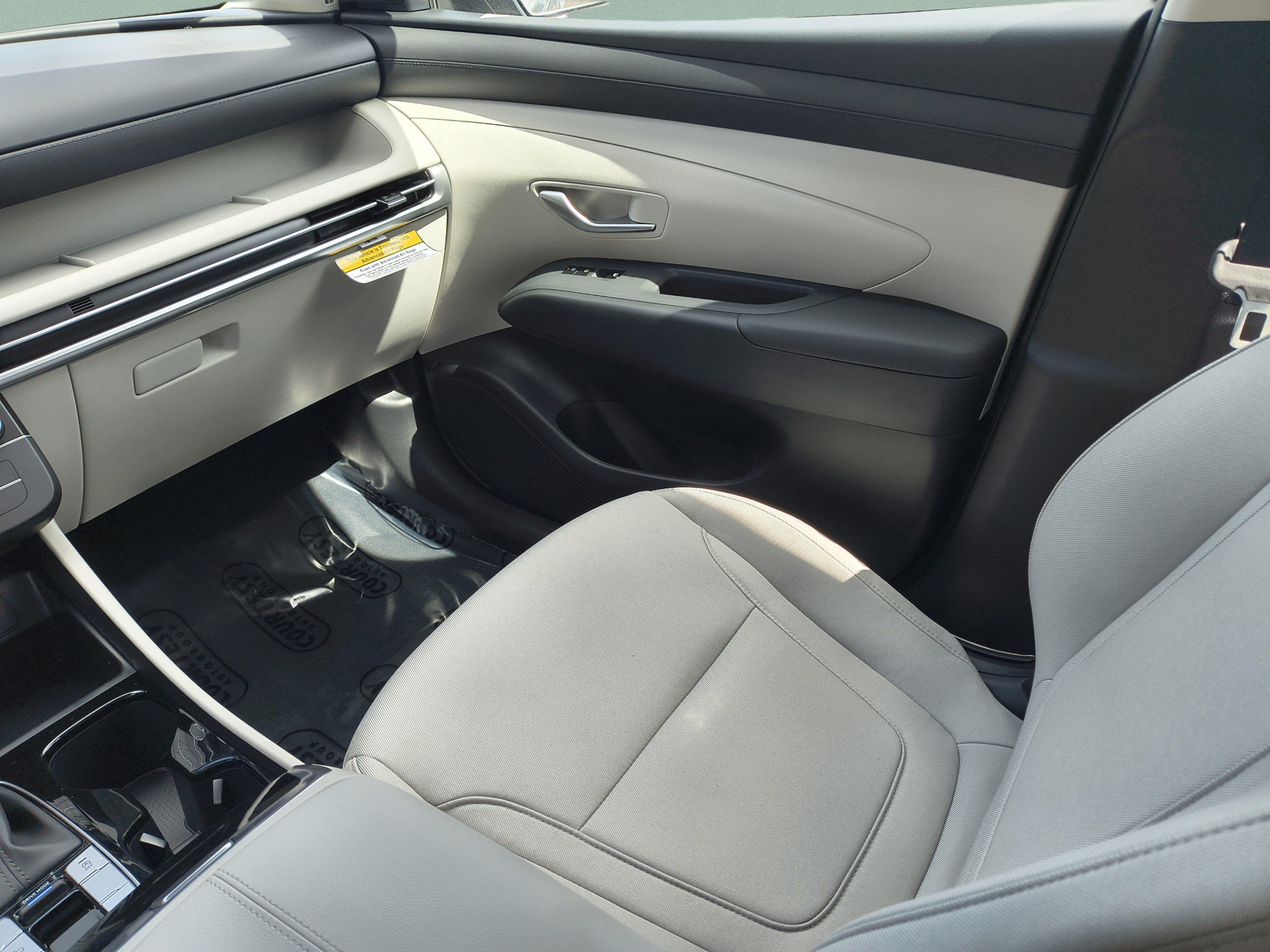New 2026 Hyundai Tucson SE FWD image 13