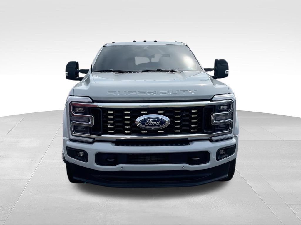 Used 2025 Ford F450 Platinum w/ FX4 Off-Road Package AWD/4WD image 3