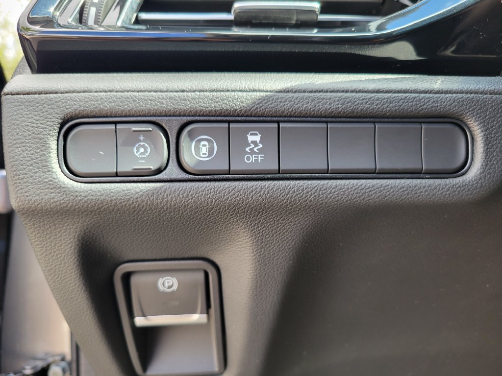 Used 2025 Acura MDX FWD image 21