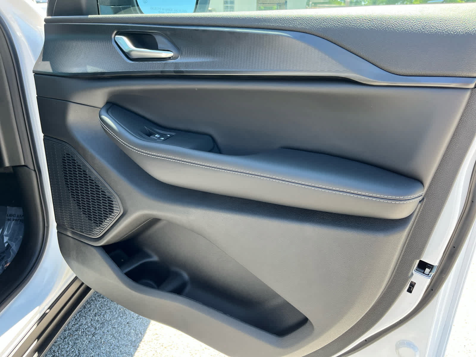 New 2026 Jeep Grand Cherokee Laredo AWD/4WD image 33