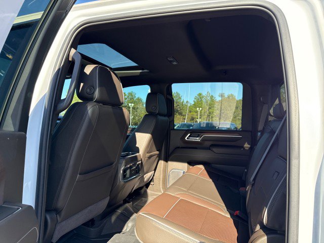 Used 2024 GMC Sierra 2500 Denali w/ Denali Reserve Package image 17