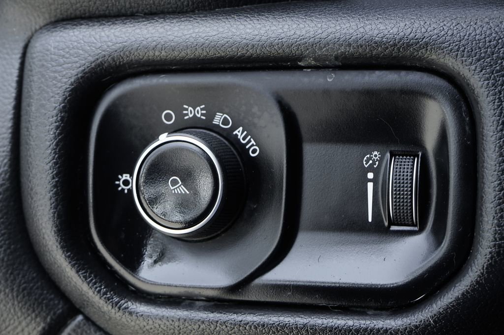 Used 2022 RAM 3500 Tradesman image 19