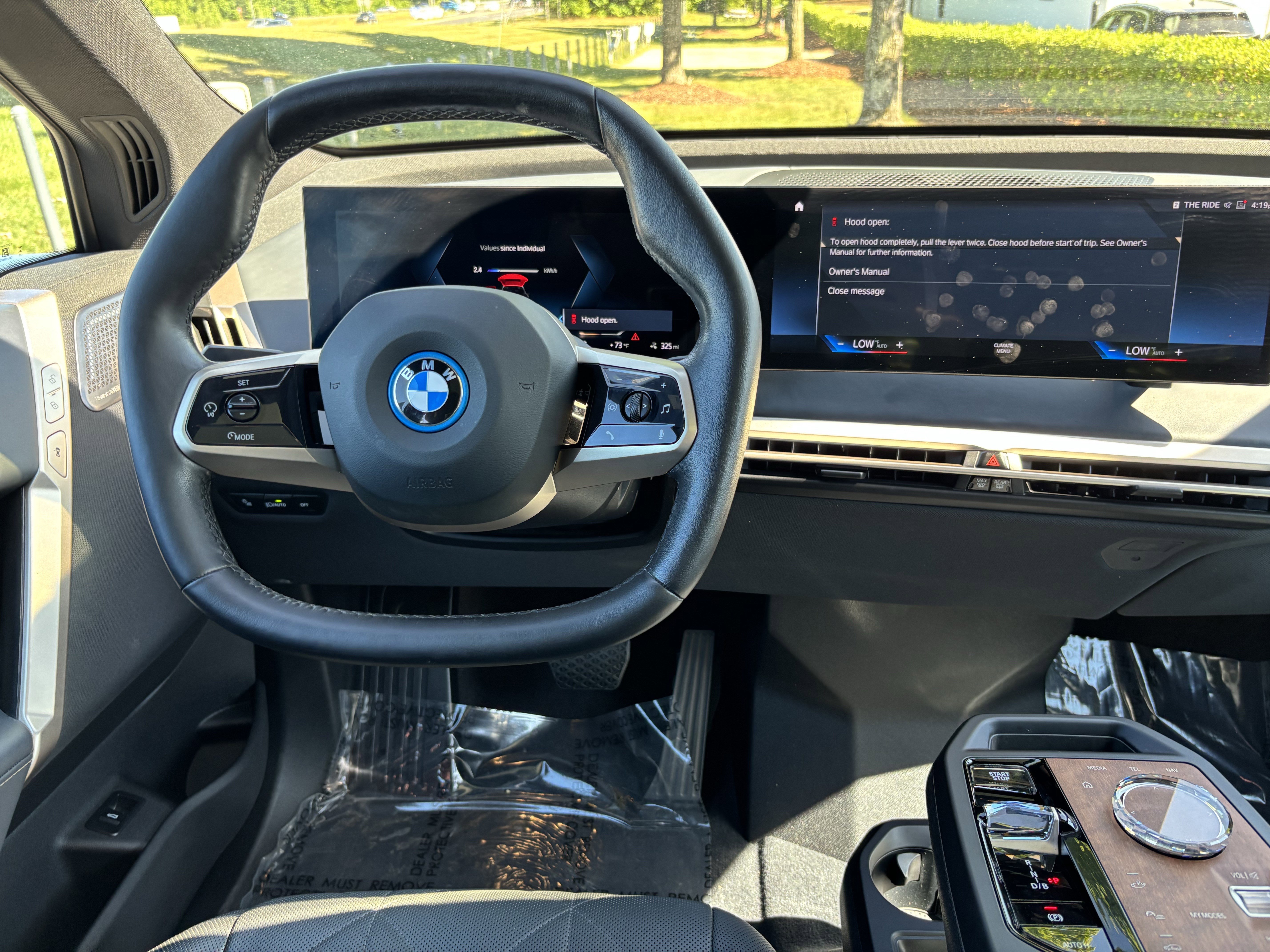 Certified 2023 BMW iX M60 w/ Executive Package AWD/4WD image 30