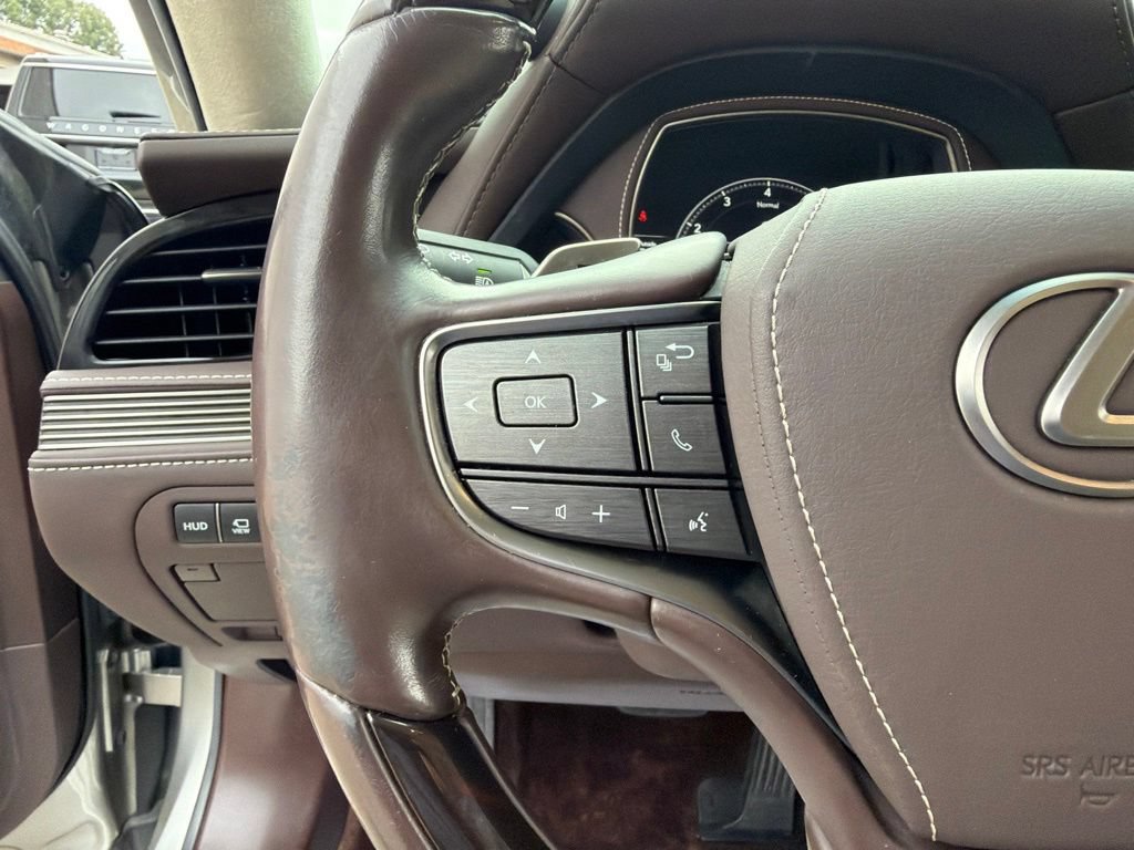 Used 2019 Lexus LS 500 w/ Interior Upgrade Package RWD image 30