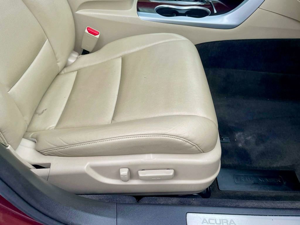 Used 2015 Acura TLX image 12