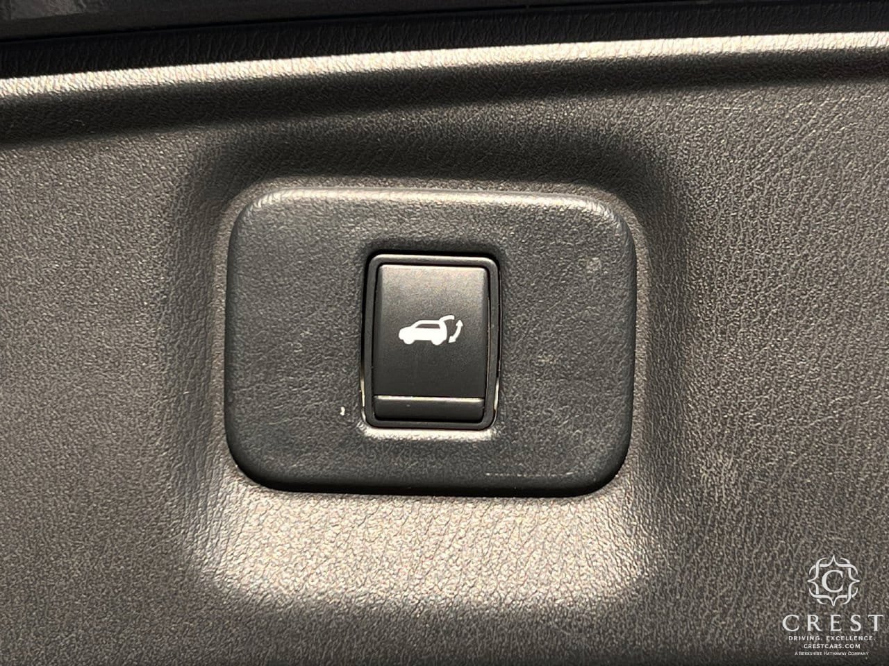 Used 2019 INFINITI QX60 Luxe w/ Essential Package FWD image 32