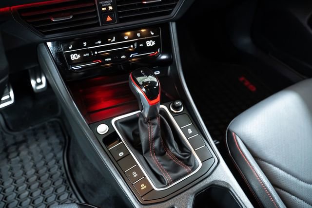 Used 2025 Volkswagen Jetta GLI Autobahn image 28