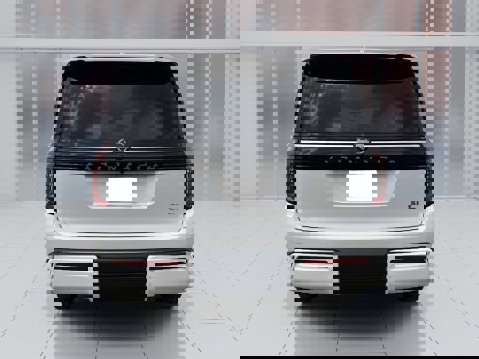 New 2026 Nissan Armada SL w/ Captain's Chari Seat Package image 4