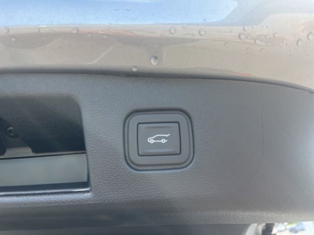 New 2025 Chevrolet Blazer EV RS FWD image 8