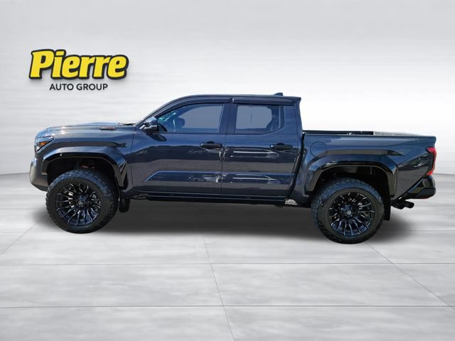 Used 2024 Toyota Tacoma TRD Pro AWD/4WD image 2