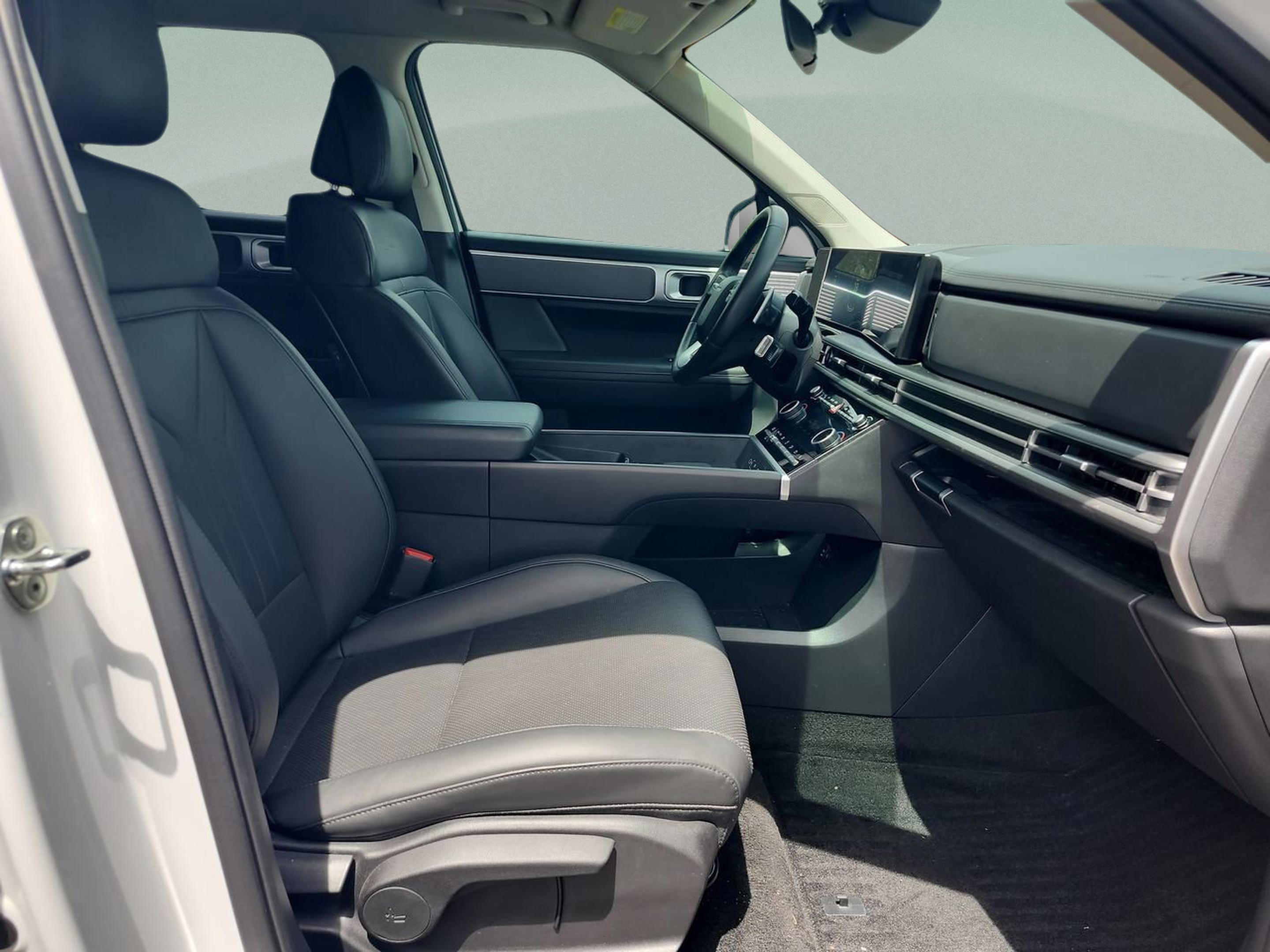 Used 2024 Hyundai Santa Fe XRT image 18