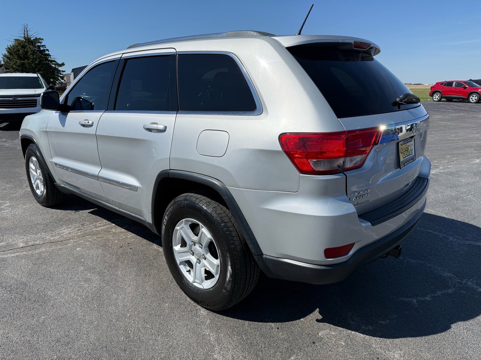 Used 2013 Jeep Grand Cherokee Laredo w/ Laredo E Group image 3
